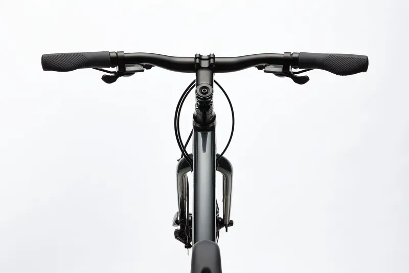 Cannondale Quick 1 Hybrid Bike in Black-8
