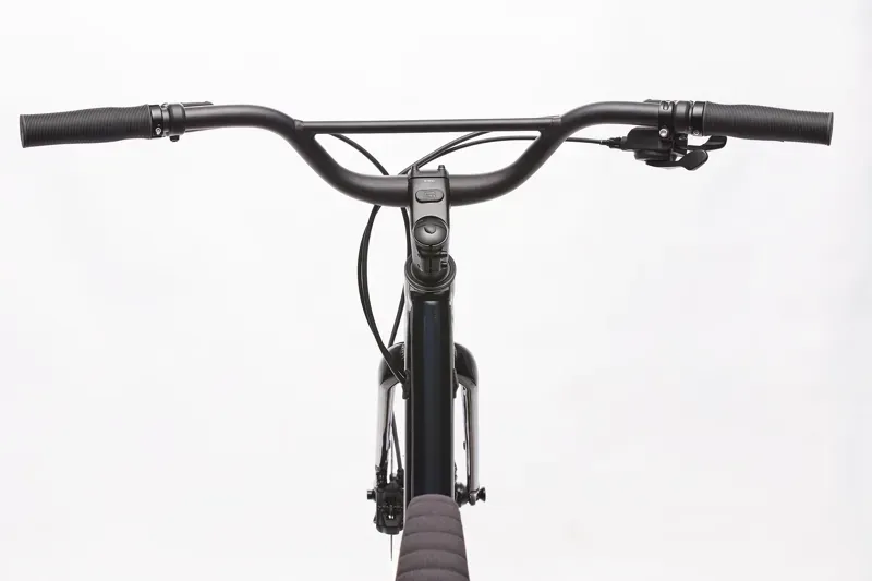 Cannondale Treadwell 2 Remixte Hybrid City Bike in Midnight Blue-6