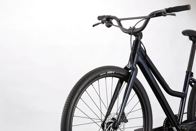 Cannondale Treadwell 2 Remixte Hybrid City Bike in Midnight Blue-3