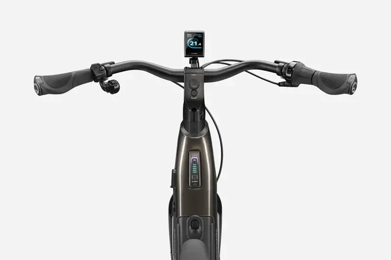 Cannondale Mavaro 2 Low Step-Thru Electric City Bike in Matte Black-4