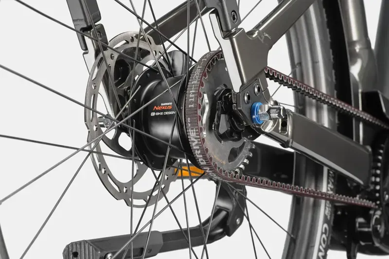 Cannondale Mavaro 2 Low Step-Thru Electric City Bike in Matte Black-7