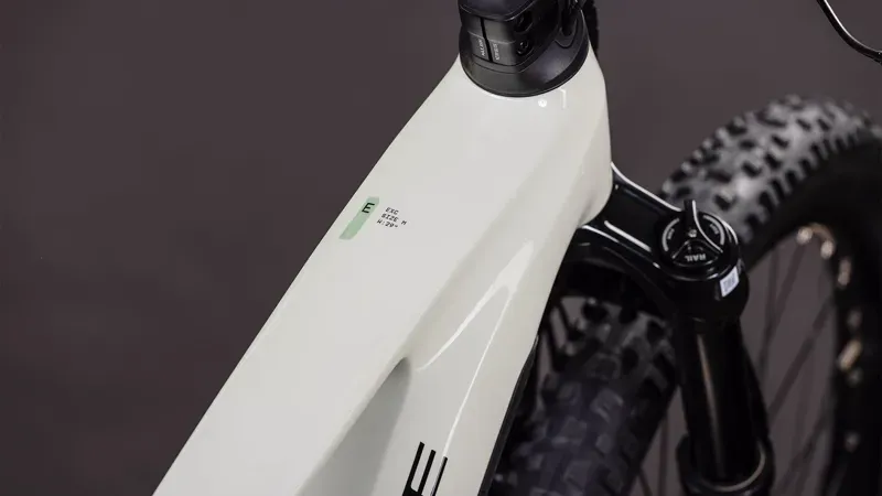 Cube Stereo Hybrid One44 Exc 800 E-MTB in Desert Stone/Dried Herbs-2