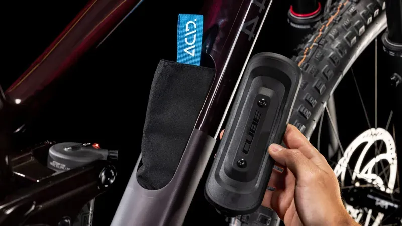 Cube Stereo One44 C:68X SLX 29 Mountain Bike in Liquid Violet/Black-5