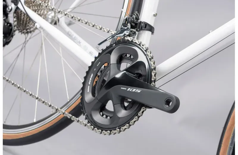 Genesis Equilibrium Steel Road Bike in White-6