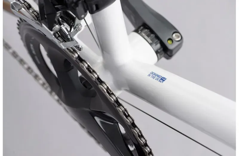 Genesis Equilibrium Steel Road Bike in White-5