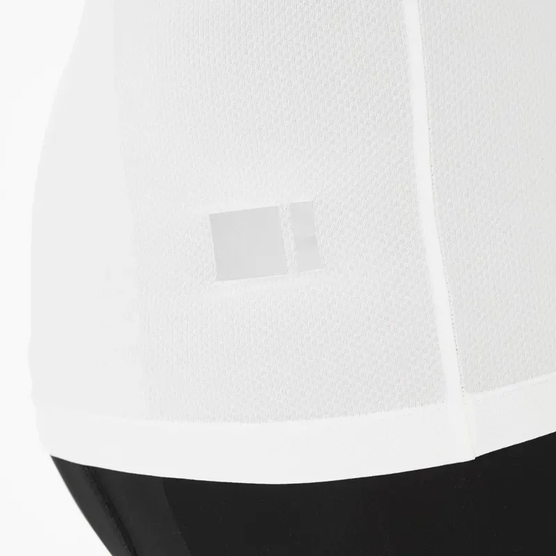 Madison Flux Isoler Mesh Sleeveless Baselayer Women's in White-2