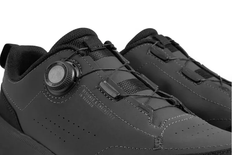 Cube Ox Pro Shoes in Black-4