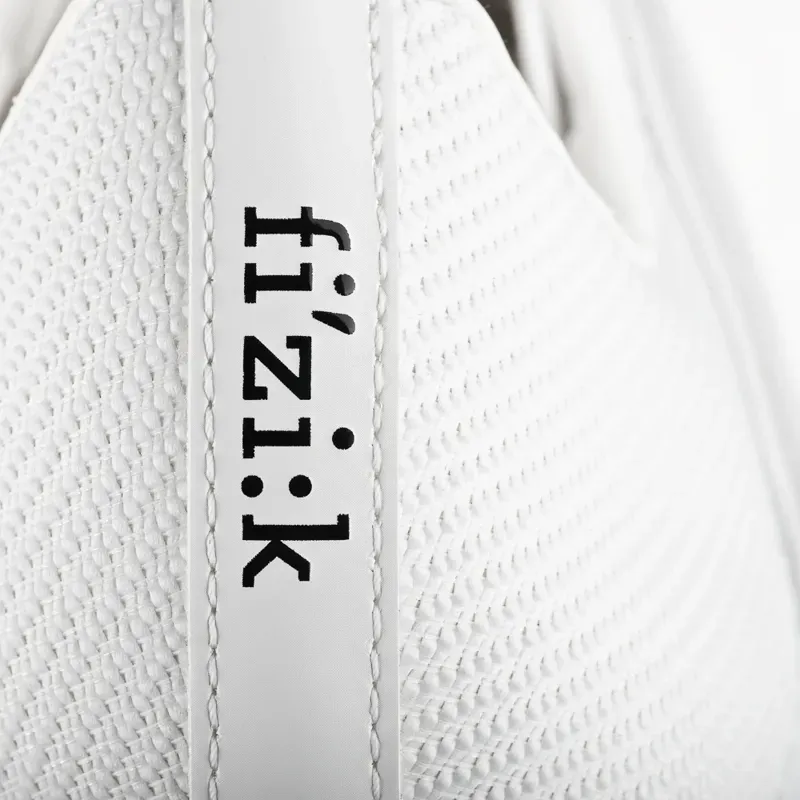 Fizik Vento Powerstrap Aeroweave Shoes In White-4